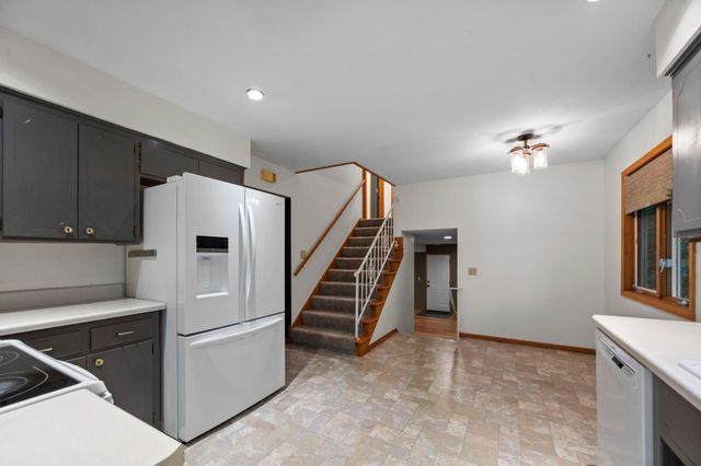 3427 Nancy Place, Shoreview, MN 55126