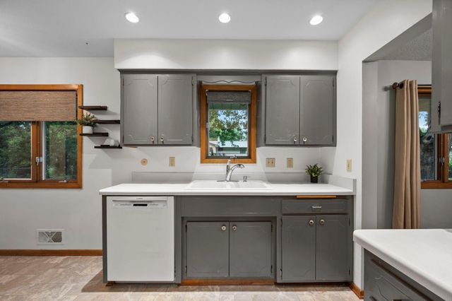 3427 Nancy Place, Shoreview, MN 55126