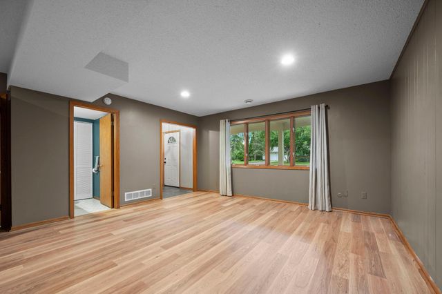 3427 Nancy Place, Shoreview, MN 55126