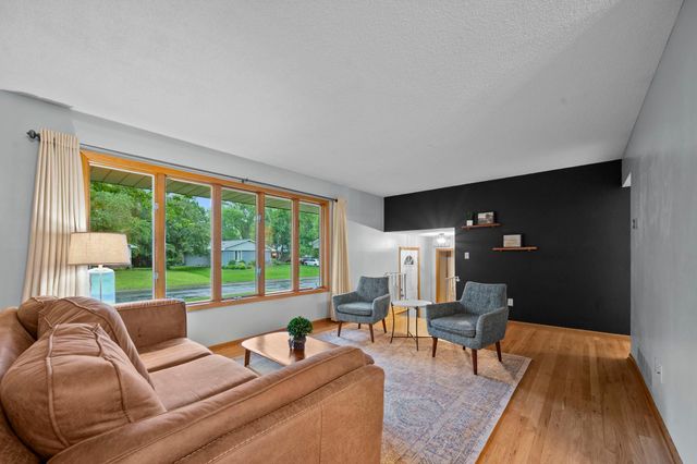 3427 Nancy Place, Shoreview, MN 55126