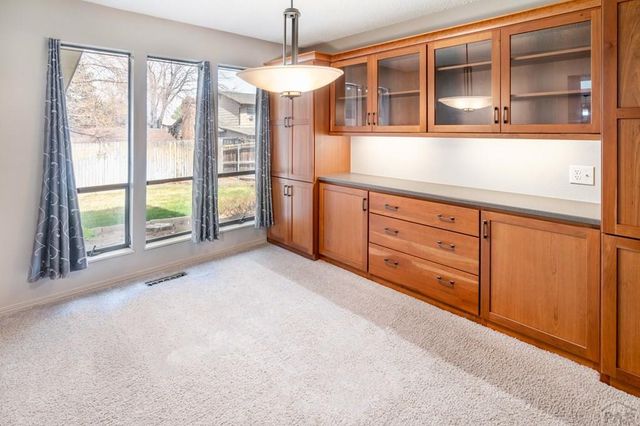 3 Knightsbridge Place, Pueblo, CO 81001