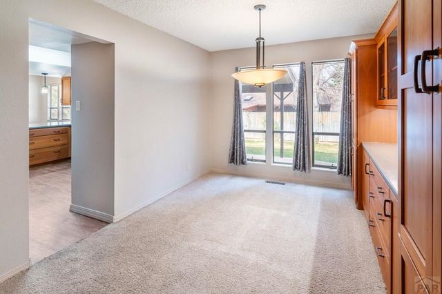 3 Knightsbridge Place, Pueblo, CO 81001