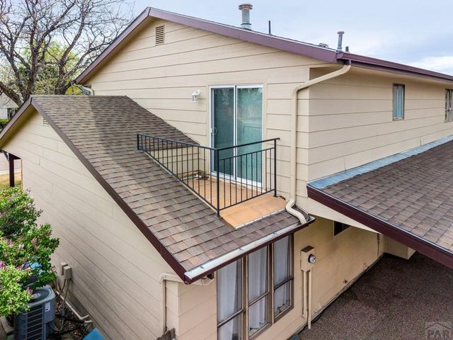 3 Knightsbridge Place, Pueblo, CO 81001