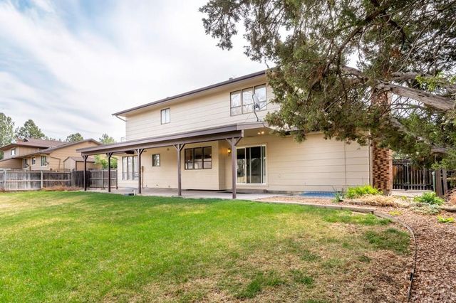 3 Knightsbridge Place, Pueblo, CO 81001