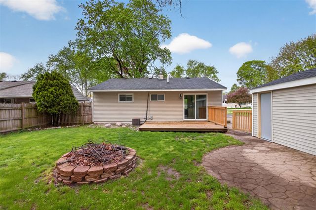 3455 Acacia Boulevard, Jackson, MI 49203