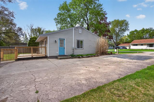 3455 Acacia Boulevard, Jackson, MI 49203