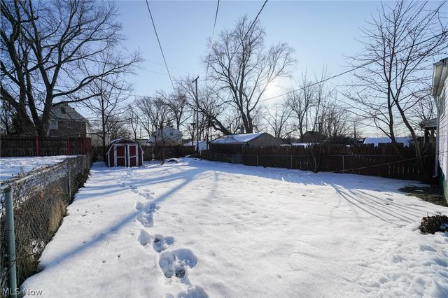 7610 Rosewood Avenue, Garfield Heights, OH 44105