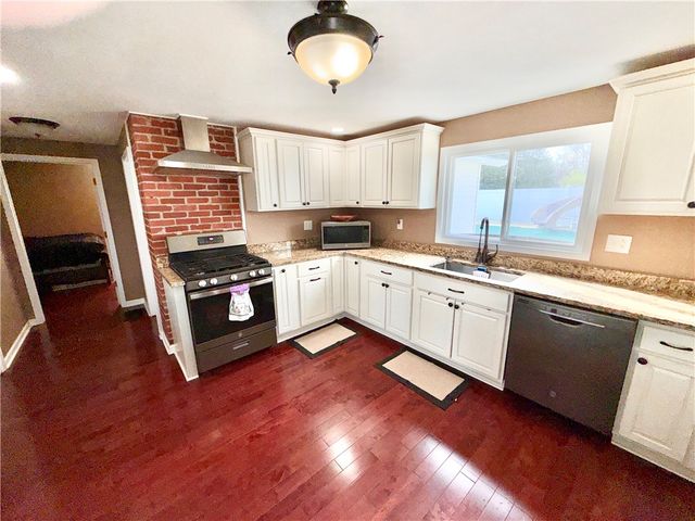 2674 Morgantown Road, Georges Twp, PA 15401