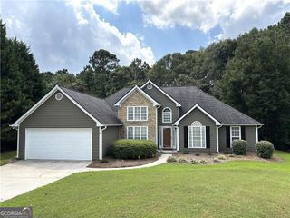 2989 Plantation Run Court, Loganville, GA 30052
