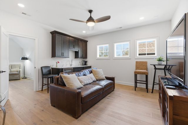 2160 White Poplar Court, Murfreesboro, TN 37130