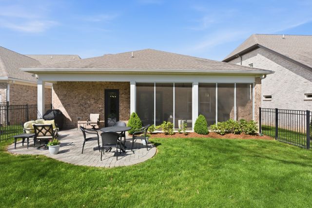 2160 White Poplar Court, Murfreesboro, TN 37130