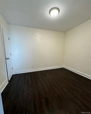 6190 Grayton Street, Detroit, MI 48224