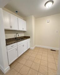 6190 Grayton Street, Detroit, MI 48224
