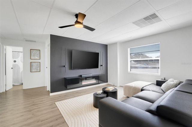 13 PALM COURT, Davenport, FL 33837