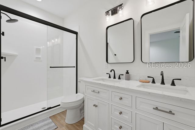 32 Avalon Dr, Beaufort, SC 29907
