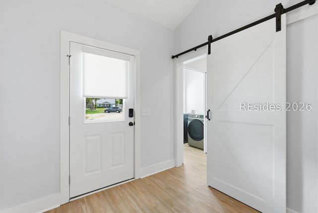 32 Avalon Dr, Beaufort, SC 29907