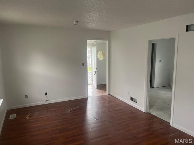 111 Kingshighway, East Alton, IL 62024
