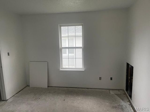 111 Kingshighway, East Alton, IL 62024