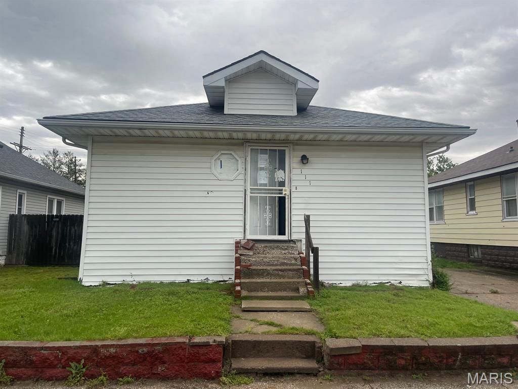 111 Kingshighway, East Alton, IL 62024