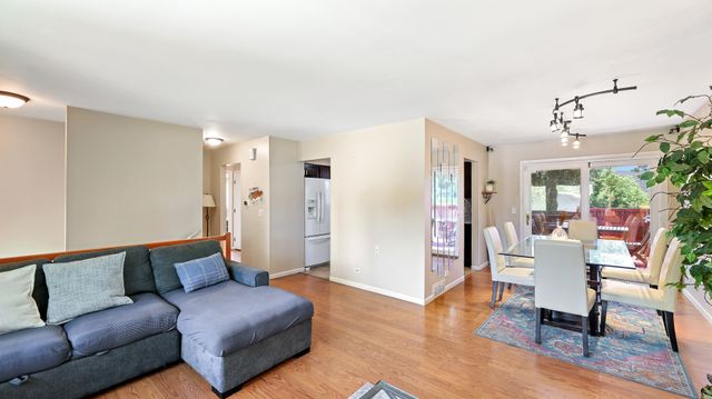 1326 Degener Avenue, Elmhurst, IL 60126