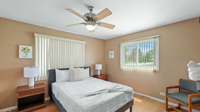 1326 Degener Avenue, Elmhurst, IL 60126
