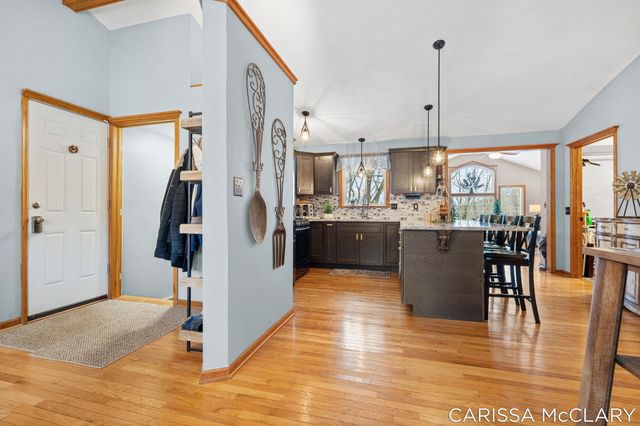 8409 Squires Street Ne, Courtland Twp, MI 49341