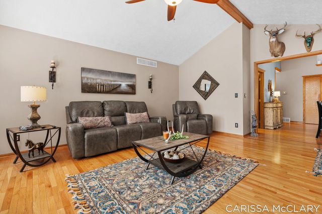 8409 Squires Street Ne, Courtland Twp, MI 49341