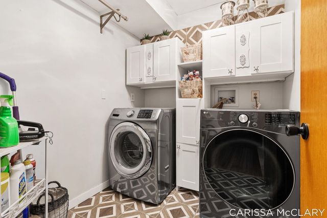 8409 Squires Street Ne, Courtland Twp, MI 49341