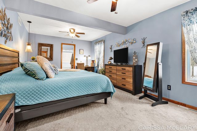 8409 Squires Street Ne, Courtland Twp, MI 49341