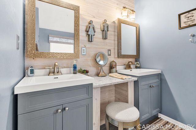 8409 Squires Street Ne, Courtland Twp, MI 49341