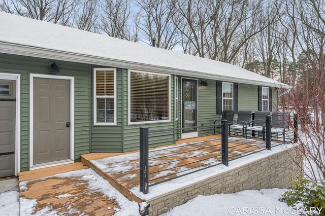 8409 Squires Street Ne, Courtland Twp, MI 49341