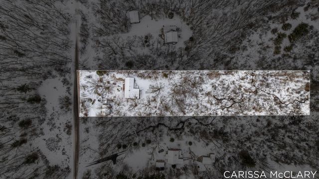 8409 Squires Street Ne, Courtland Twp, MI 49341