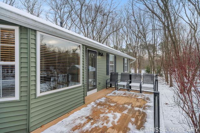 8409 Squires Street Ne, Courtland Twp, MI 49341