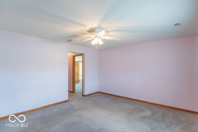 911 Port Drive, Avon, IN 46123
