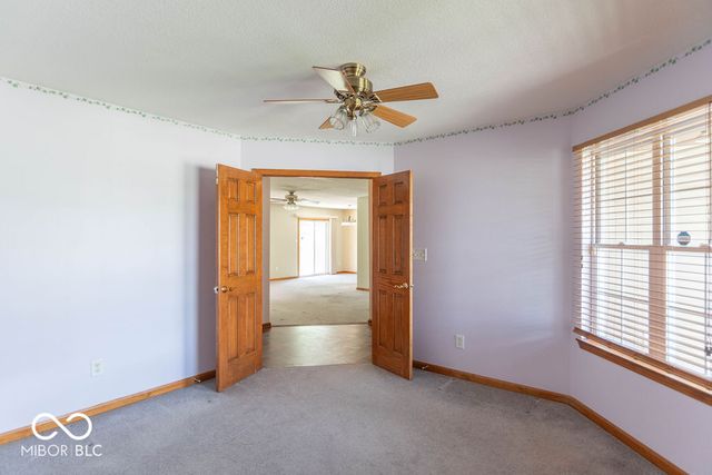 911 Port Drive, Avon, IN 46123