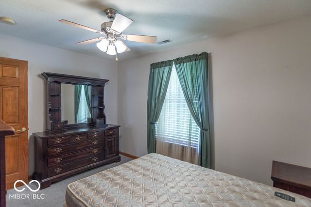 911 Port Drive, Avon, IN 46123