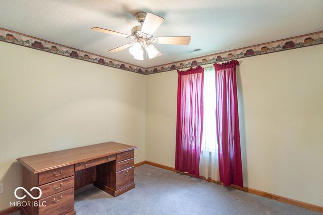 911 Port Drive, Avon, IN 46123