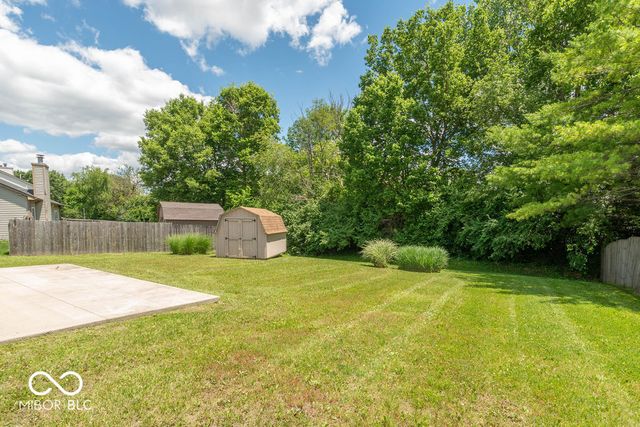 911 Port Drive, Avon, IN 46123