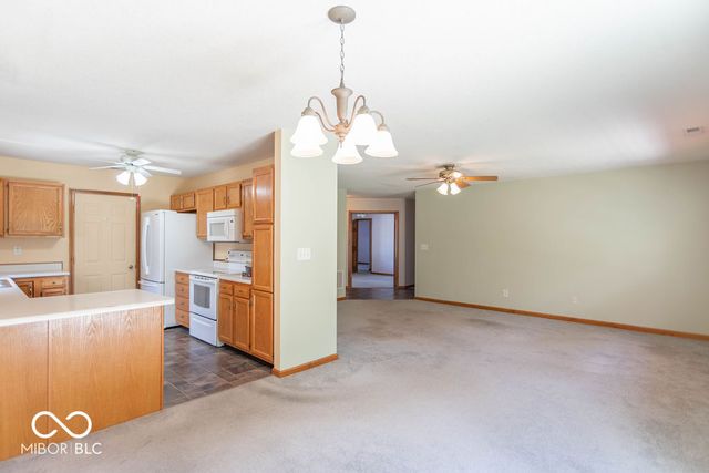 911 Port Drive, Avon, IN 46123