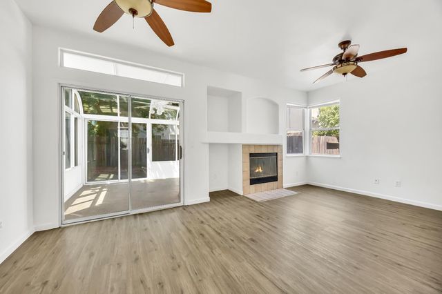 4229 Shandwick Dr, Antelope, CA 95843
