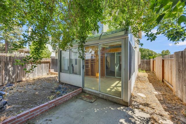 4229 Shandwick Dr, Antelope, CA 95843