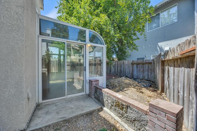 4229 Shandwick Dr, Antelope, CA 95843