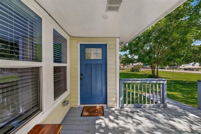 3315 Walsh Street, Bayview, TX 77518
