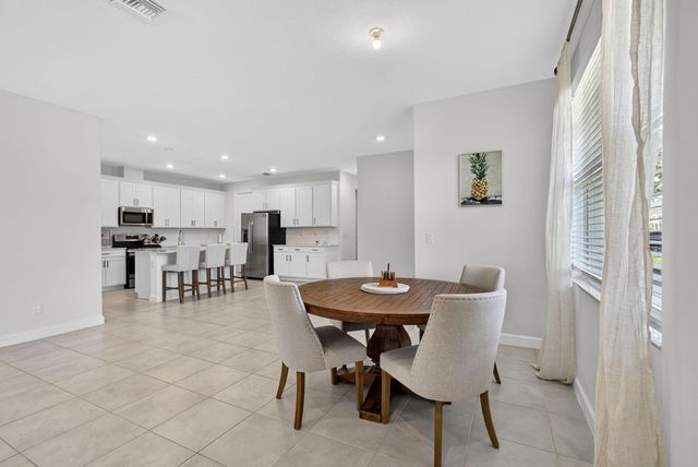 1332 Haywagon Trail 1332, Loxahatchee, FL 33470