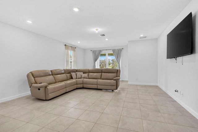 1332 Haywagon Trail 1332, Loxahatchee, FL 33470