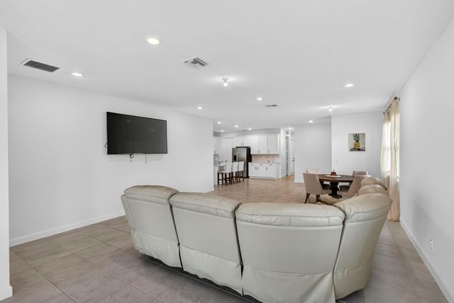 1332 Haywagon Trail 1332, Loxahatchee, FL 33470