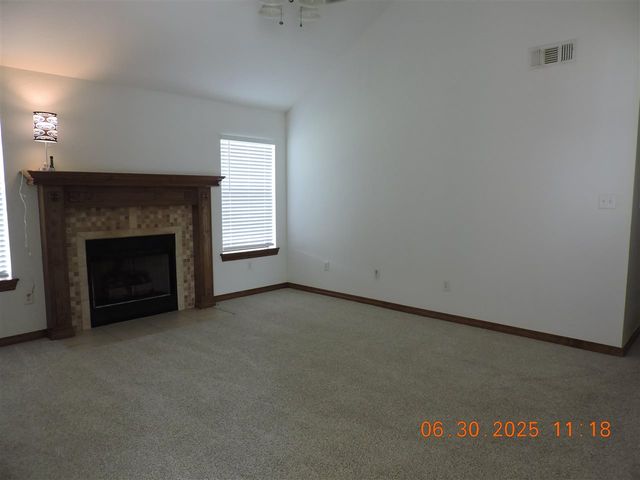 317 SE 40th St, Lawton, OK 73501