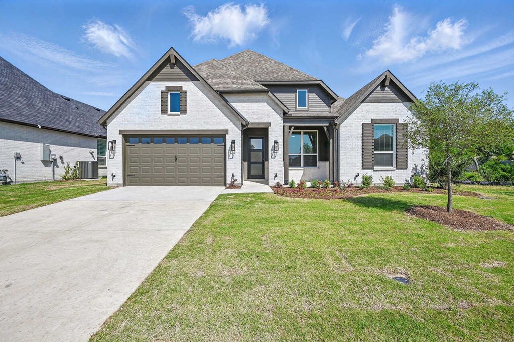 2230 Pedernales Lane, Waxahachie, TX 75165