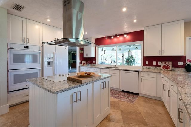 11580 W DIXIE SHORES DRIVE, Crystal River, FL 34429