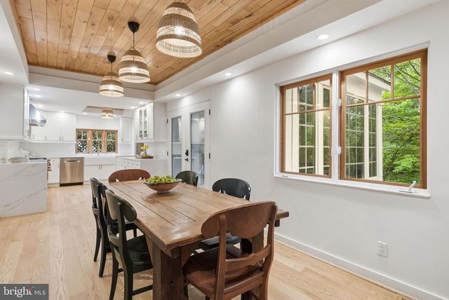 1312 ROBINSON PL, Falls Church, VA 22046